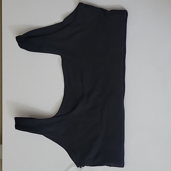 Everlane The Tank Bra in Black•S - Picture 12 of 12